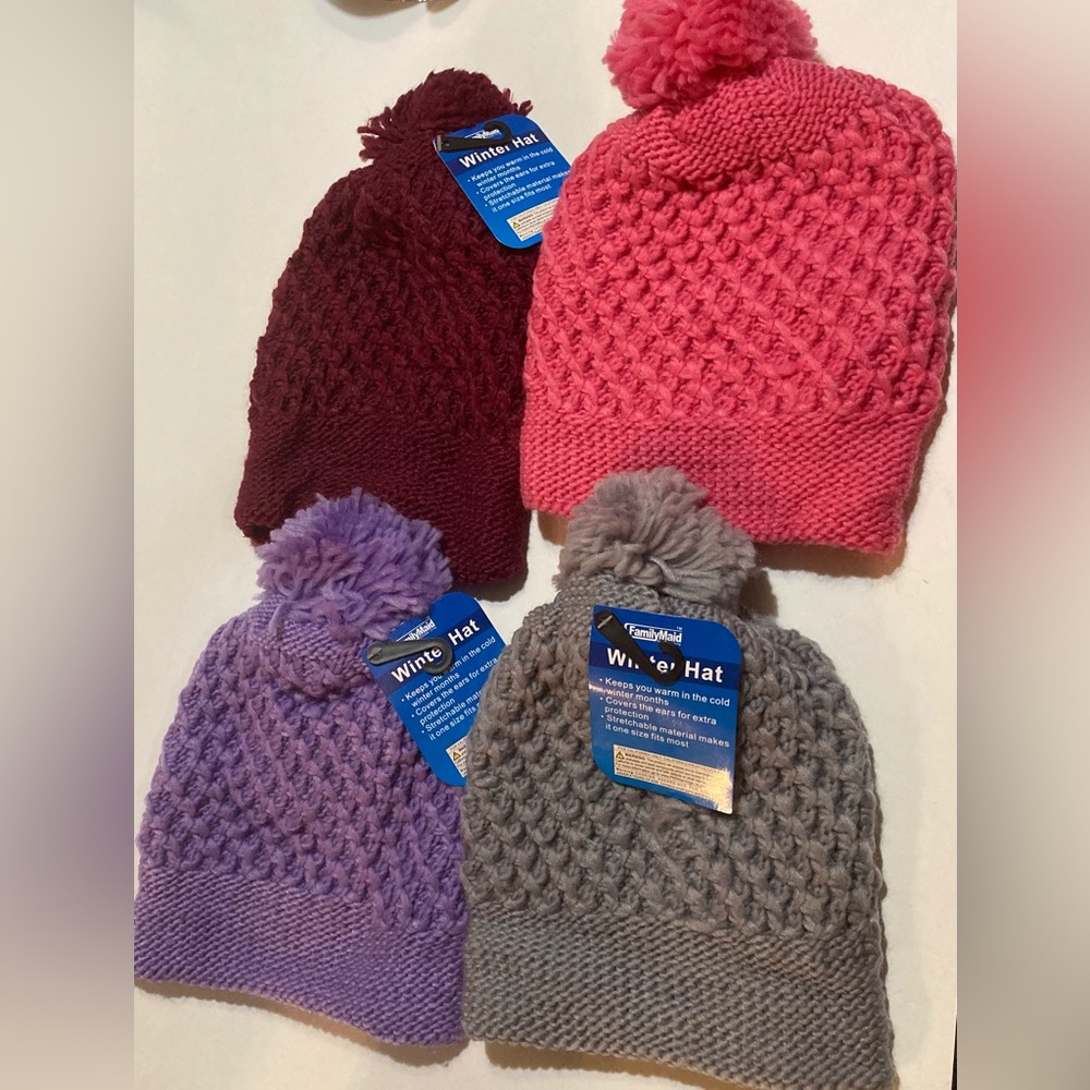 Women Lot of 4 Cold Wheater Hats